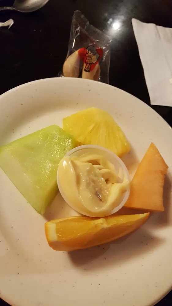 Fruit with Banana Pudding from Chow King Buffet
